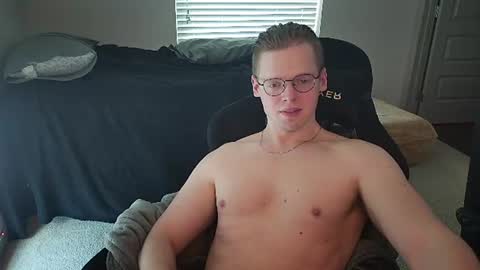 Snapshot of doloresman chatting on June 9, 9:59 pm doloresman online show from June 9, 9:59 pm