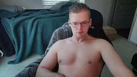 Snapshot of doloresman chatting on July 13, 6:33 pm doloresman online show from July 13, 6:33 pm