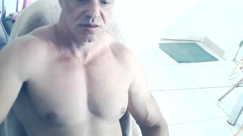 Snapshot of dom_sexx chatting on January 12, 5:33 pm dom_sexx online show from January 12, 5:33 pm