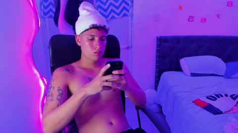 Snapshot of domi_master chatting on January 21, 2:00 am MASTER online show from January 21, 2:00 am