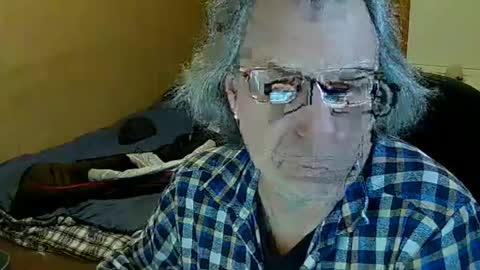 Snapshot of domiande chatting on February 7, 10:08 am domiande online show from February 7, 10:08 am