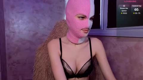 domiiniicana online show from March 1, 10:50 am