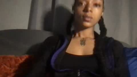 dominaferox online show from April 15, 1:23 am