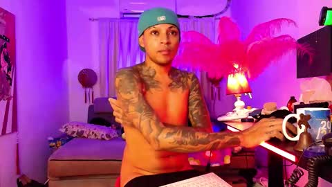 jjhoy online show from November 17, 7:58 am