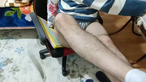 Snapshot of dominantboy77 chatting on December 5, 9:17 pm dominantboy77 online show from December 5, 9:17 pm