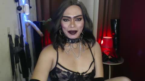 diana online show from April 18, 6:34 pm