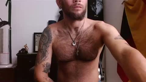 Snapshot of dominantthewolf chatting on June 25, 11:04 am Logan - INDEPENDET MODEL online show from June 25, 11:04 am