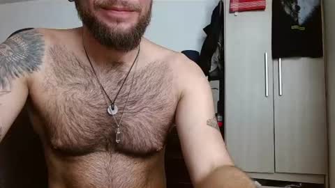 Snapshot of dominantthewolf chatting on July 6, 3:03 pm Logan - INDEPENDET MODEL online show from July 6, 3:03 pm