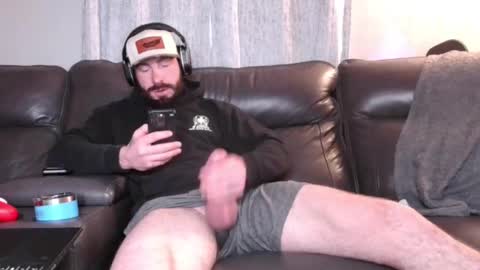 Snapshot of dominatingher69 chatting on January 31, 4:27 pm dominatingher69 online show from January 31, 4:27 pm