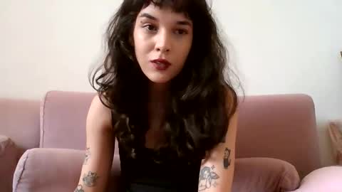 Snapshot of dominatrixkimmy chatting on February 23, 5:43 pm dominatrixkimmy online show from February 23, 5:43 pm