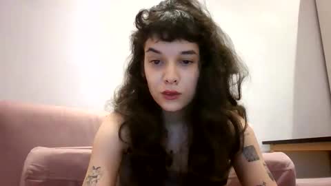 Snapshot of dominatrixkimmy chatting on April 7, 1:06 am dominatrixkimmy online show from April 7, 1:06 am