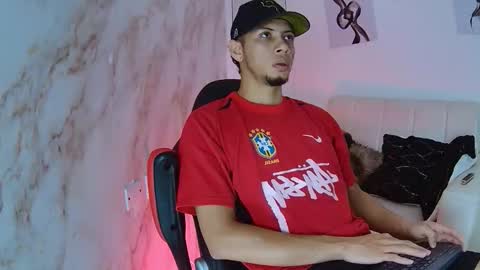 Dominic online show from February 15, 5:04 am