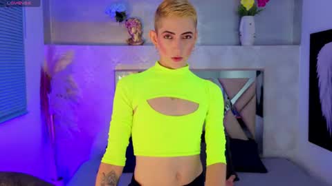 Snapshot of dominic_thailor chatting on July 23, 2:59 pm Dominic online show from July 23, 2:59 pm