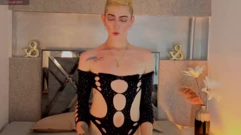 Snapshot of dominic_thailor chatting on July 28, 3:32 pm Dominic online show from July 28, 3:32 pm