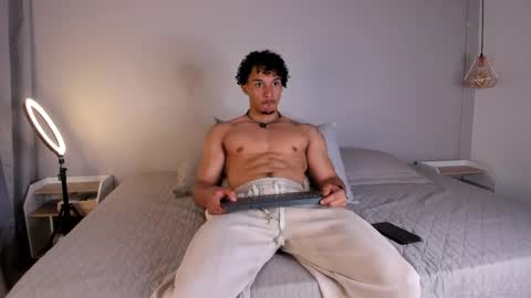 Dominik Drake online show from May 15, 3:02 am