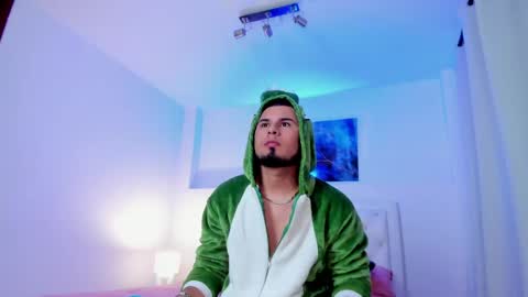 Dominik online show from May 13, 11:22 pm