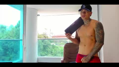 Snapshot of dominiofit chatting on February 15, 12:25 pm Only fans Ronnie col---InstaRonniecolleman online show from February 15, 12:25 pm