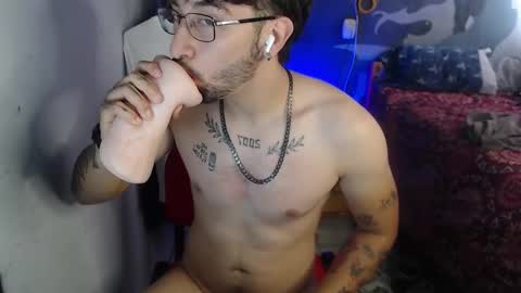 dominus_kane online show from November 4, 3:00 pm