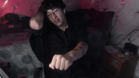 dominus_kane online show from April 19, 4:34 am