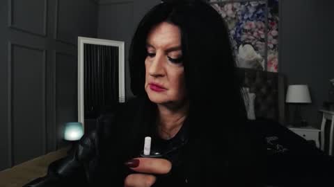 Snapshot of dommelisa chatting on October 22, 8:30 pm Dom Melisa online show from October 22, 8:30 pm