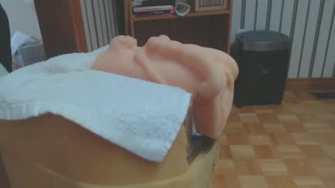 Snapshot of don_r55 chatting on February 2, 7:14 pm Don online show from February 2, 7:14 pm