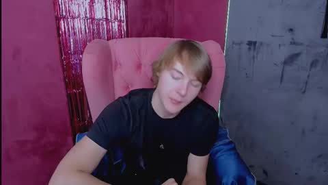 Donald online show from December 14, 9:52 pm