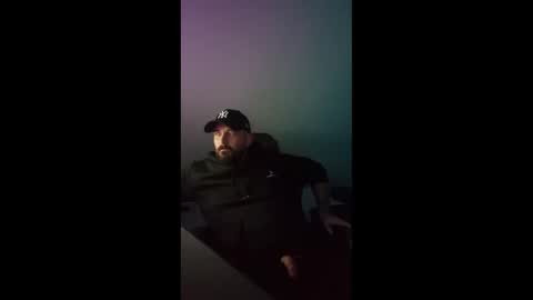 Snapshot of donchriiis chatting on October 23, 6:28 pm donchriiis online show from October 23, 6:28 pm