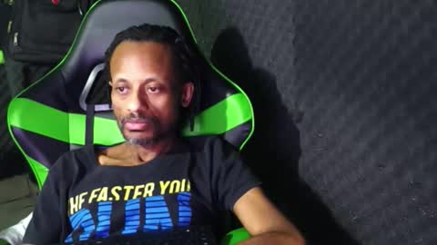 dondiego5511 online show from March 6, 10:50 pm