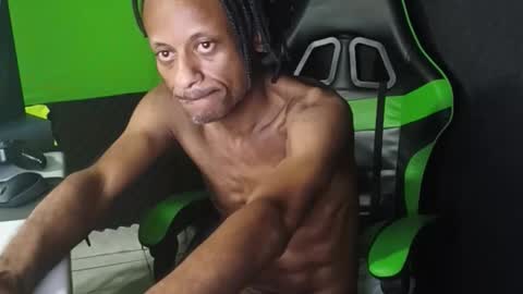 dondiego5511 online show from April 9, 6:19 am