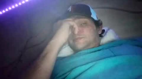 Snapshot of donglish718856 chatting on March 2, 3:20 am donglish718856 online show from March 2, 3:20 am