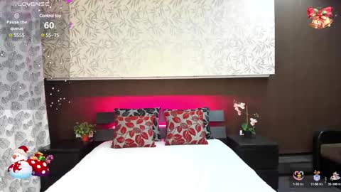 Snapshot of donnaaa_evans chatting on December 13, 12:20 am Donna On GMT2 Mon-Fri 3-9 AM online show from December 13, 12:20 am