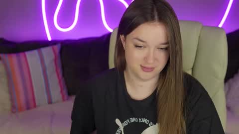 DONNA online show from November 17, 2:34 pm