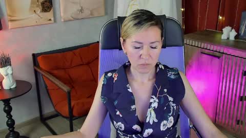 Donna online show from May 21, 6:59 pm