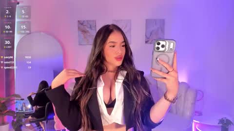  Donna Stonne  online show from February 19, 8:16 pm