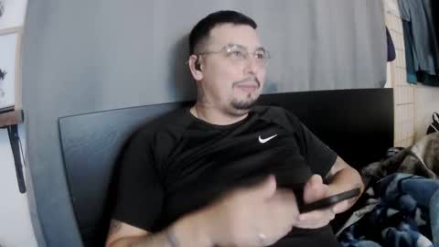 Snapshot of donny_verger69 chatting on February 22, 2:34 am Conejo sex 69 online show from February 22, 2:34 am