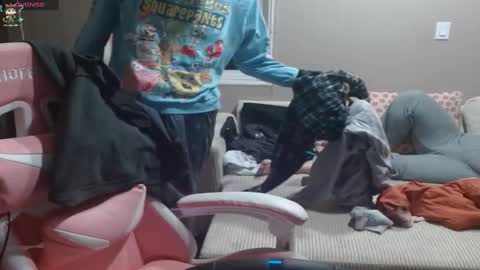 Snapshot of donnydarkness4321 chatting on September 12, 11:54 am Angelic Angel Donny online show from September 12, 11:54 am