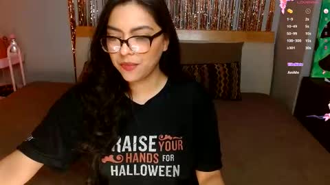 DontBeMina online show from December 18, 6:19 am