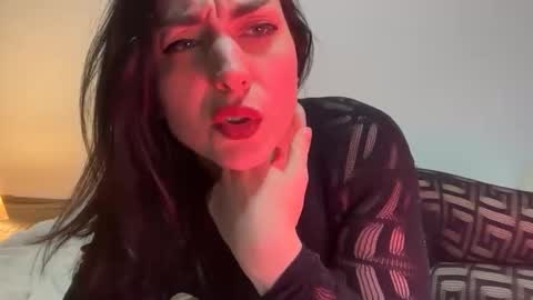 Iara online show from May 24, 9:42 pm