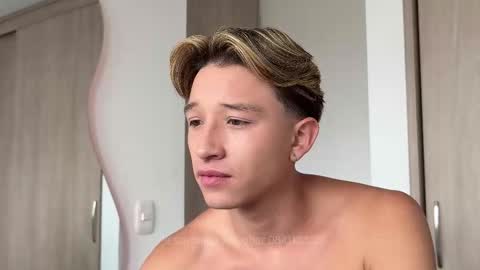 Snapshot of dontcallmeangell chatting on January 8, 5:04 pm dontcallmeangell online show from January 8, 5:04 pm