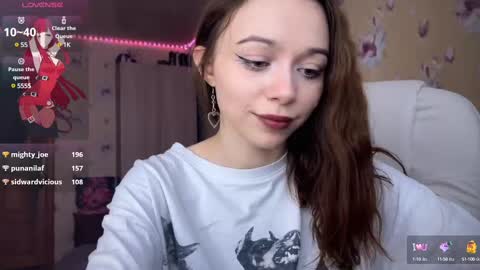 Snapshot of dontoke_ chatting on February 12, 7:44 am Nicole online show from February 12, 7:44 am