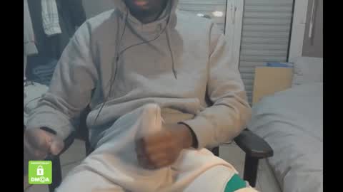 Snapshot of doomdrag3 chatting on February 4, 12:05 am doomdrag3 online show from February 4, 12:05 am