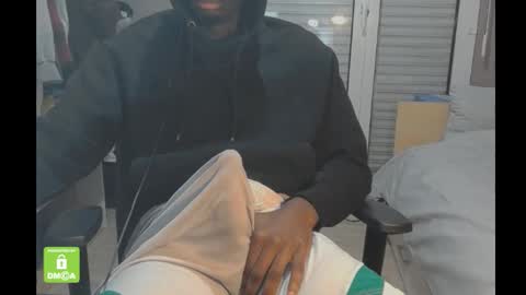 Snapshot of doomdrag3 chatting on February 6, 1:54 am doomdrag3 online show from February 6, 1:54 am