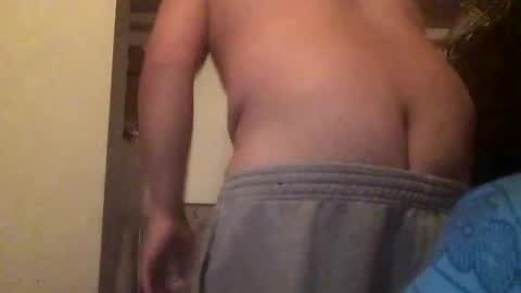 Snapshot of dopedickdaddy415123 chatting on February 16, 9:27 am dopedickdaddy415123 online show from February 16, 9:27 am