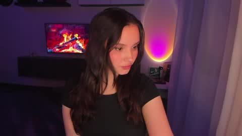 Dora Charmer online show from April 1, 5:32 pm