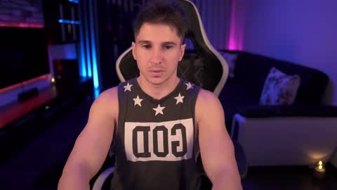 Dorian Reyes online show from January 28, 1:08 am