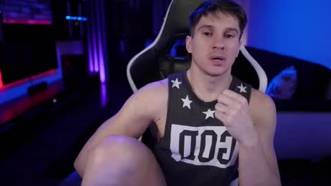 Dorian Reyes online show from February 10, 1:46 am