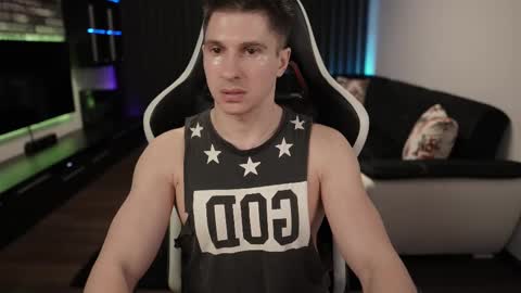 Dorian Reyes online show from February 22, 2:17 am