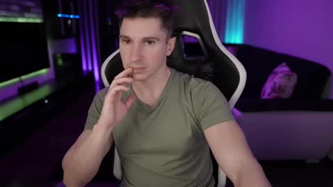 Dorian Reyes online show from February 22, 11:24 pm