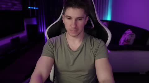 Dorian Reyes online show from February 24, 11:09 pm