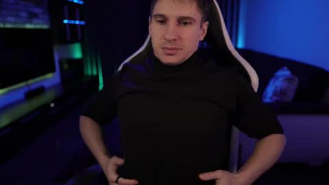 Dorian Reyes online show from March 2, 10:05 pm